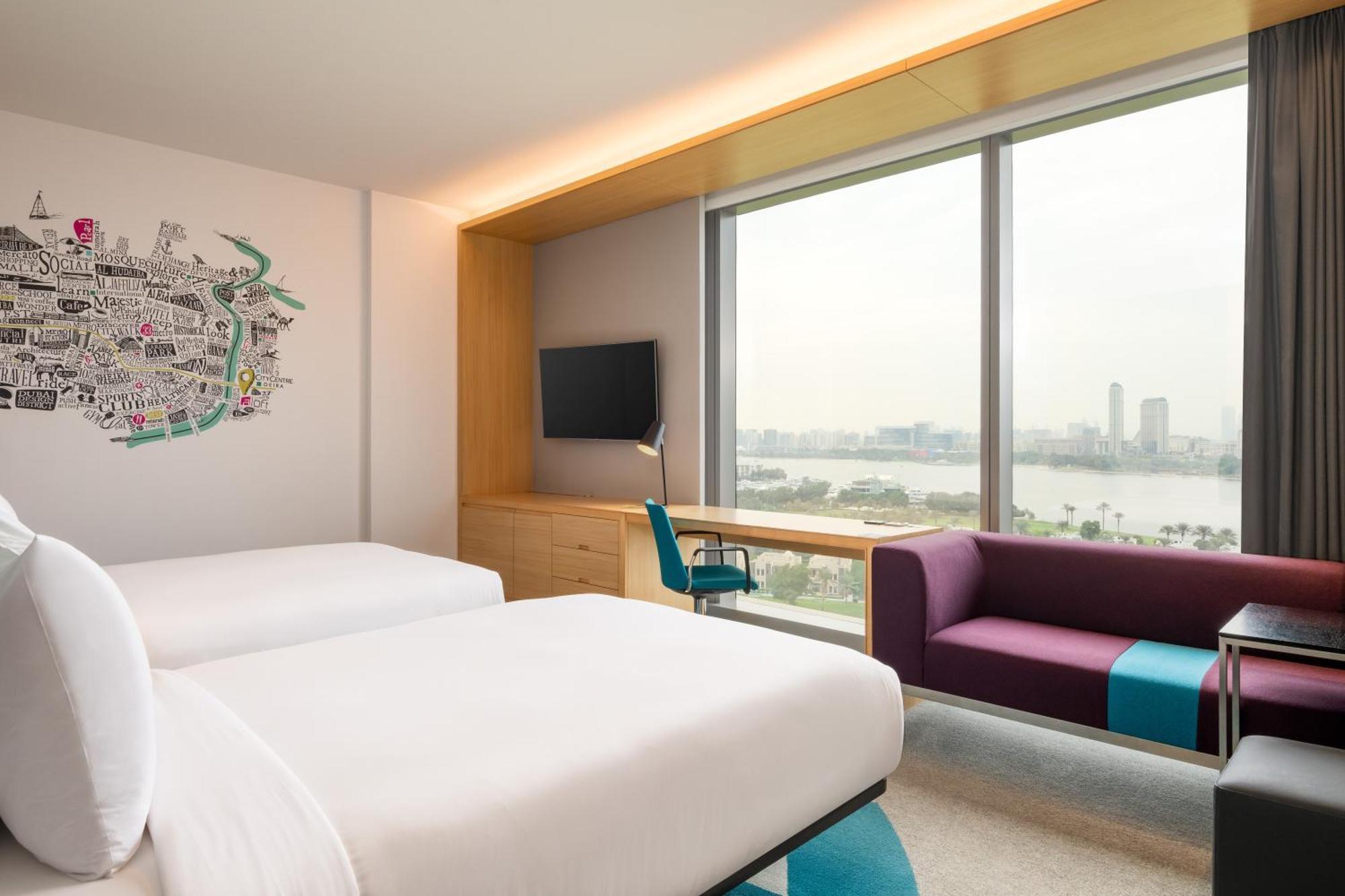 Savvy Room Guest room Twin or Single Beds